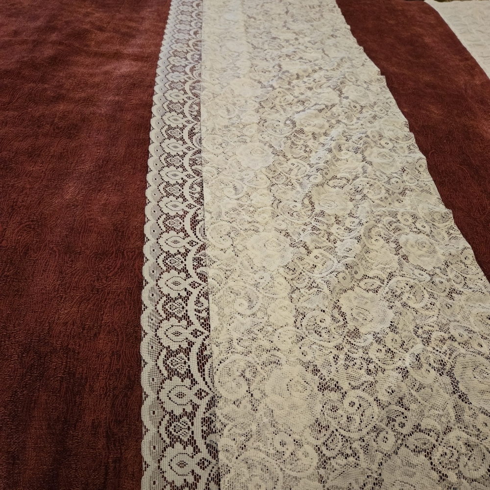 Vintage Scranton Lace Valance – White, 19" x 136", Excellent Condition